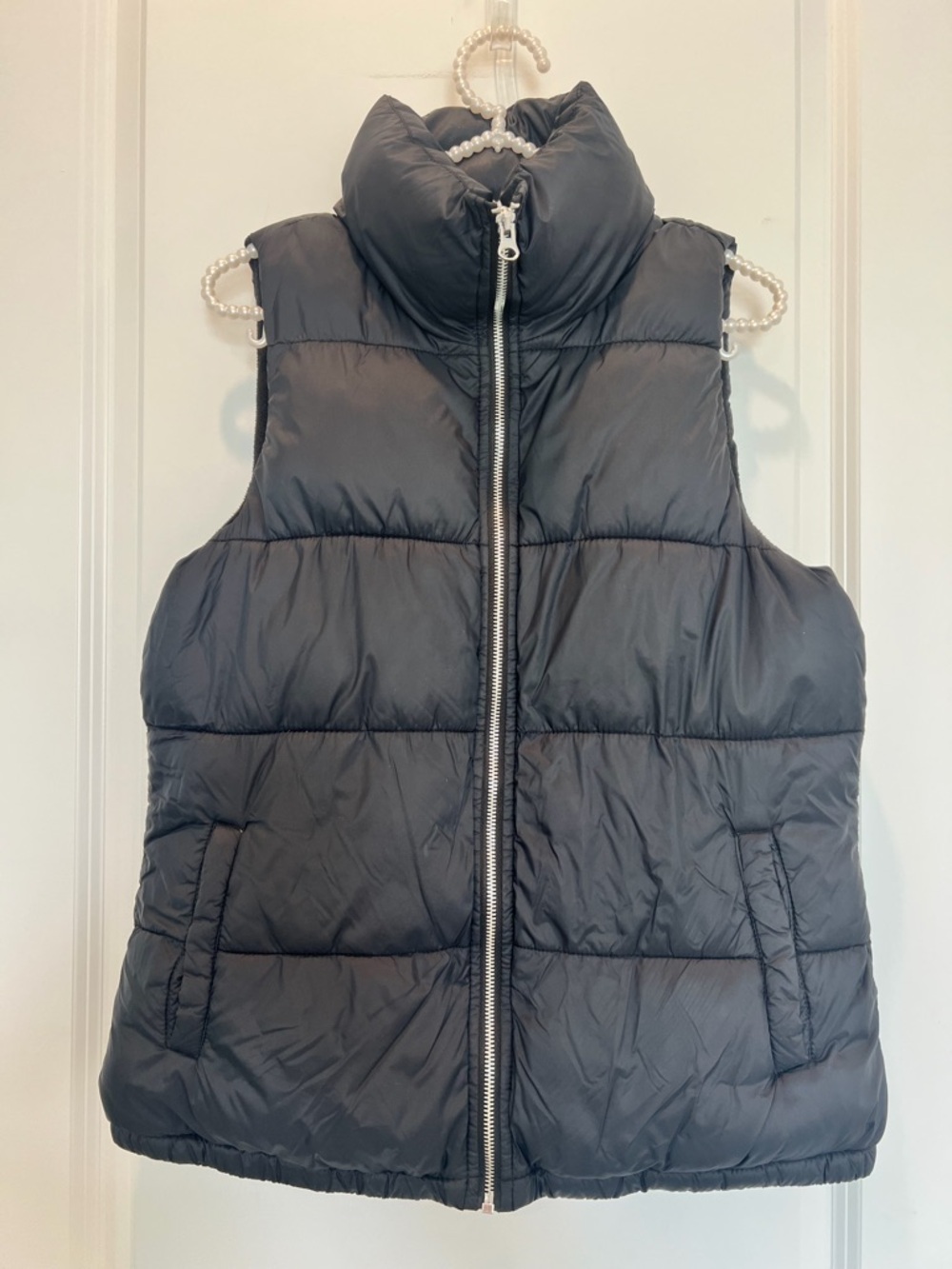Black Puffer Vest Womens Size Small Zip Up Lightweight Quilted Winter Layer